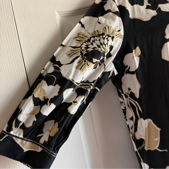 Robert Graham Women’s Shirt Floral Hadley Short Sleeve - Picture 5 of 12